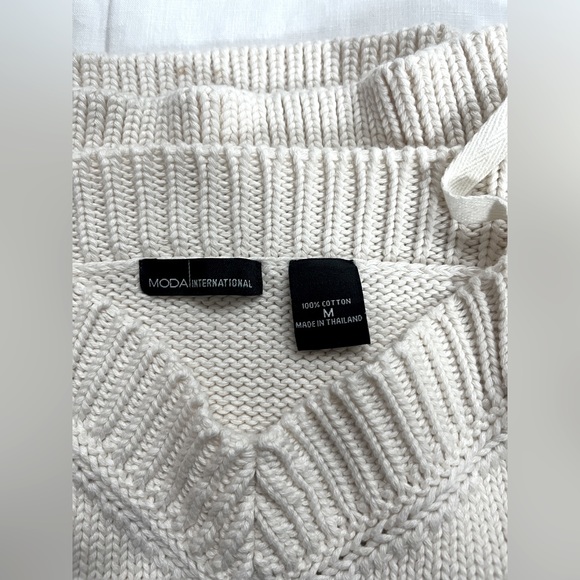 Knit Tank Crop Top - Picture 2 of 5